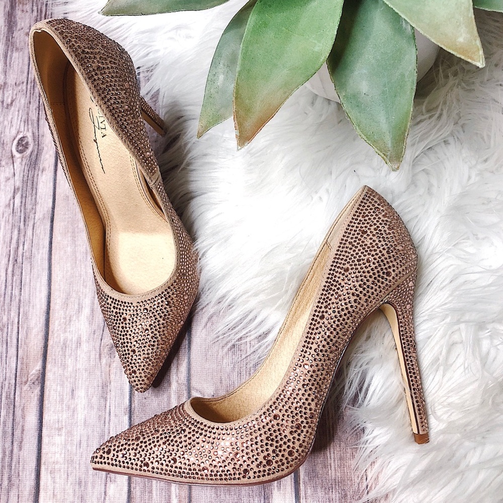 Twinkle Nude Pumps